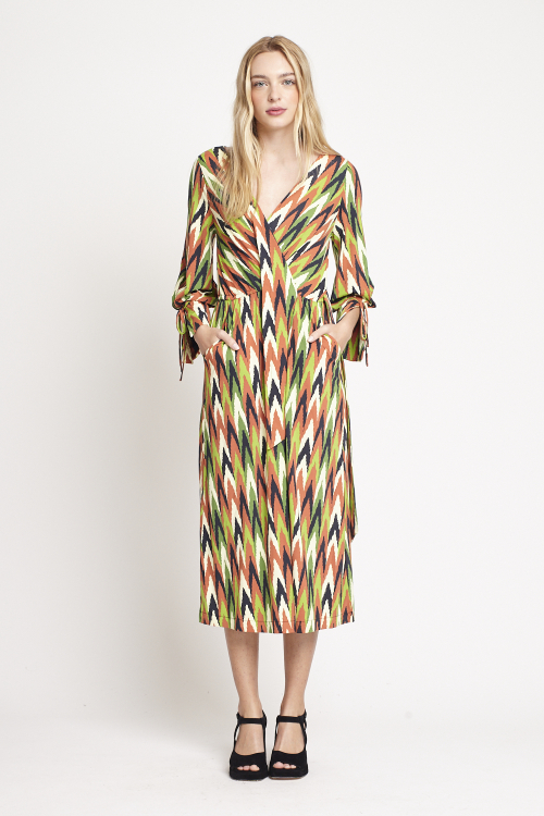 Vestido Jersey Estampa Batik Punho Com Laço 