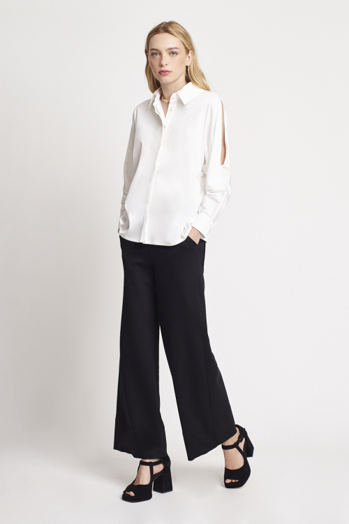 Blusa Tricoline Abertura Mangas